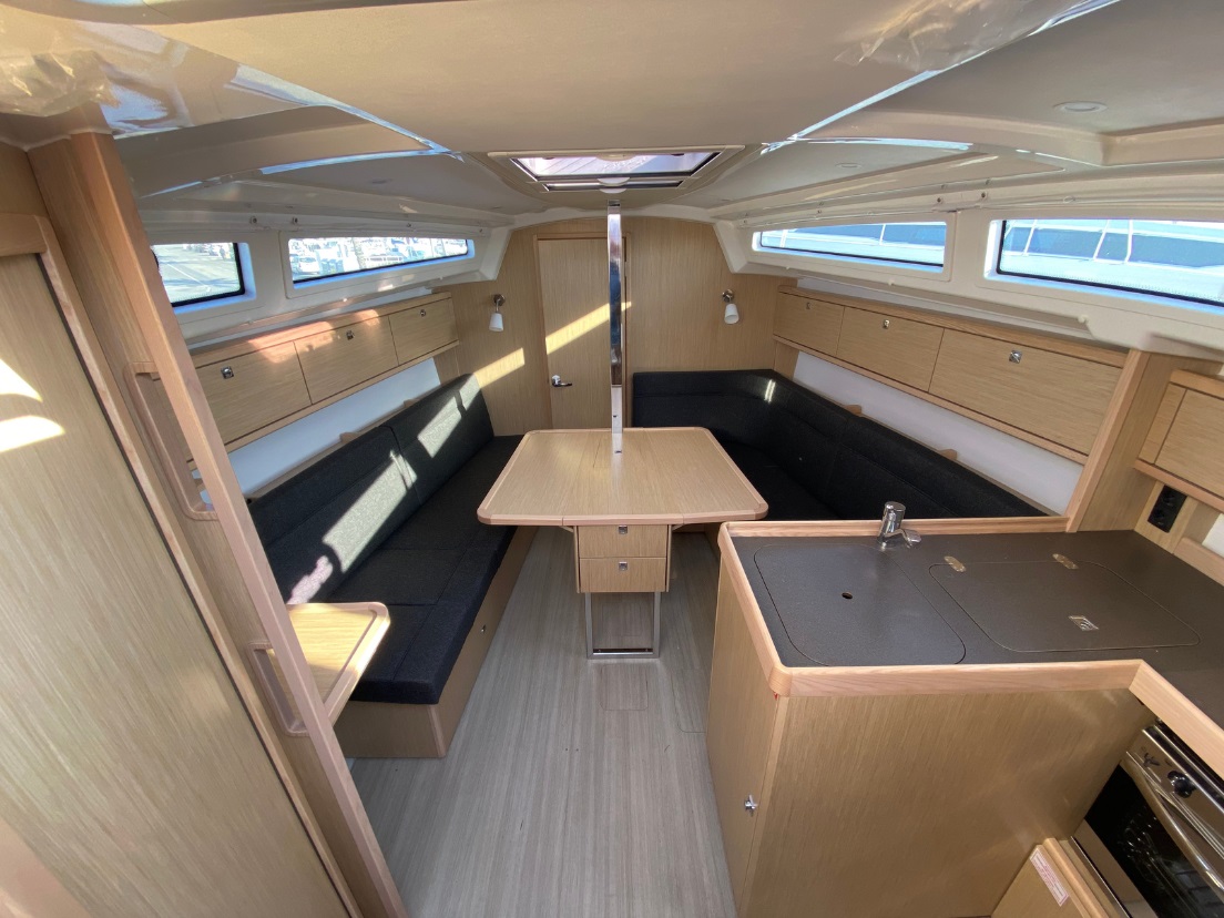 slider 5 Bavaria  34 Cruiser